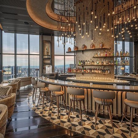 Four Seasons Hotel Осака Экстерьер фото